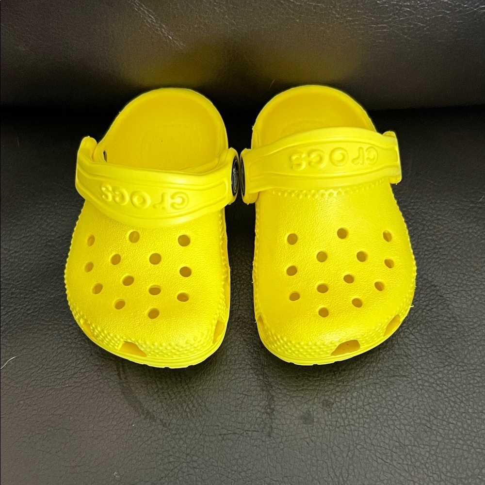 CROCS Kids Bright Yellow Sandals